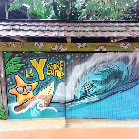 Hotel La Y Surf Camp Bocas del Toro Esterno foto