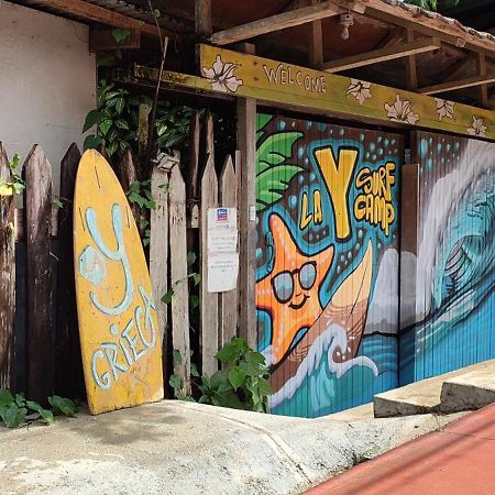 Hotel La Y Surf Camp Bocas del Toro Esterno foto